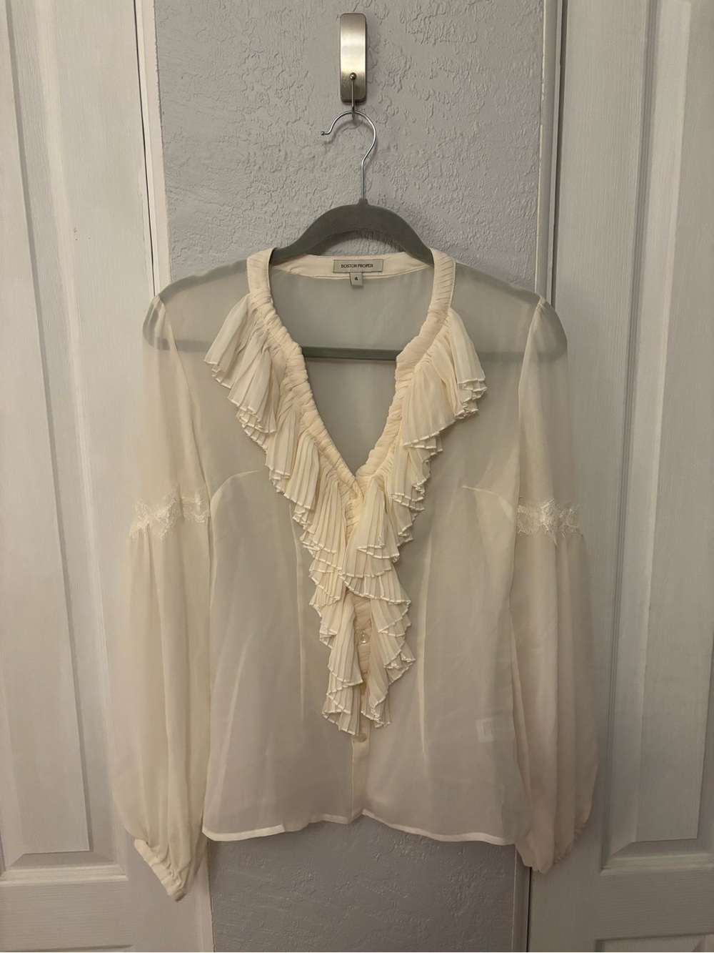 Vintage Boston Proper Ivory 100% Silk Ruffled Front Buttondown Size 4